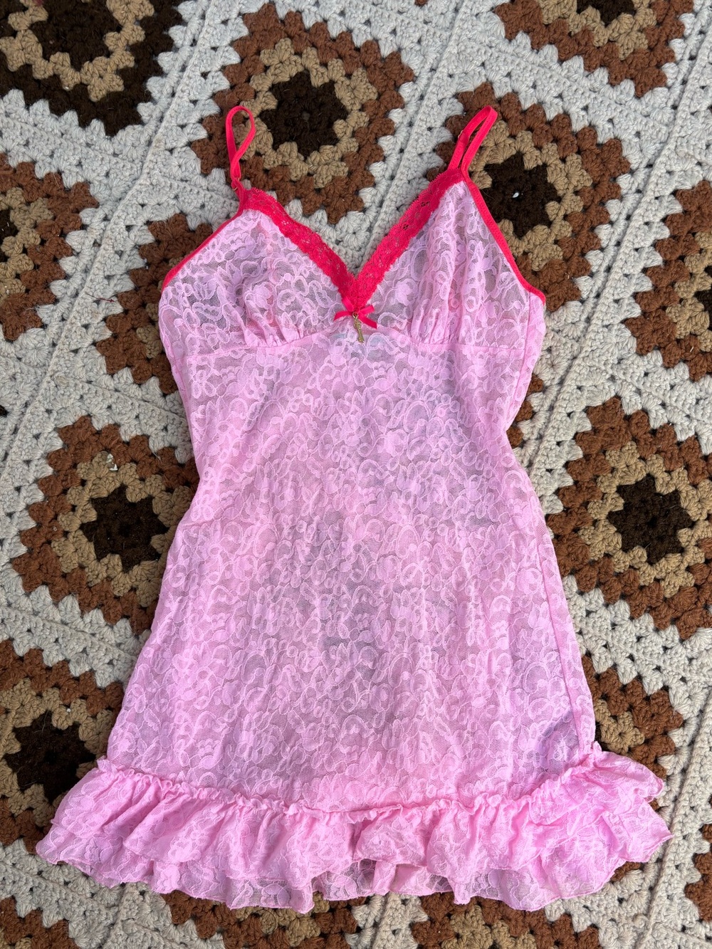 Y2K Victoria’s Secret Hot Pink Key Detail Lace Babydoll Slip Dress Size Small